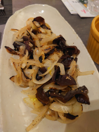 きくらげと新玉 きくらげと新玉